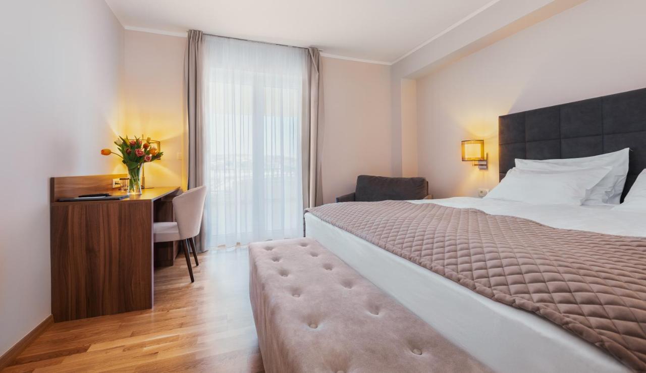Hotel Marina Izola Extérieur photo