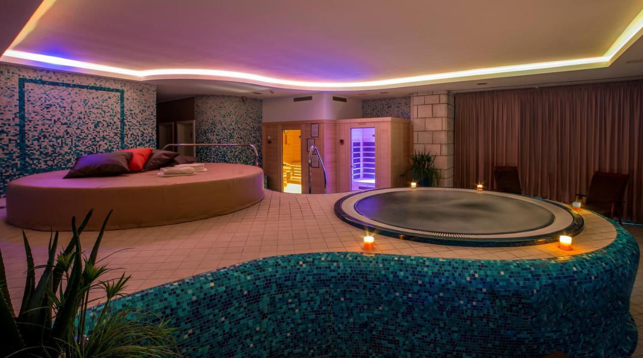 Hotel Marina Izola Extérieur photo